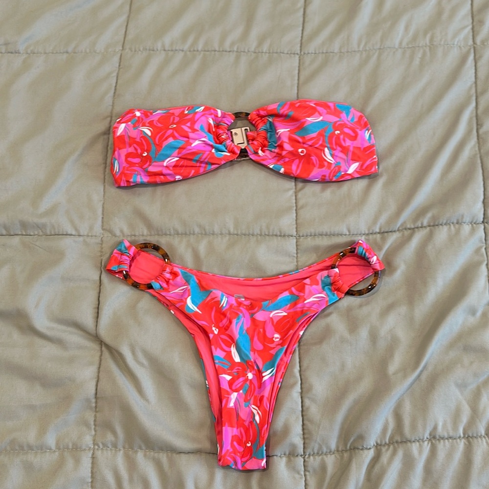 Blackbough bikini